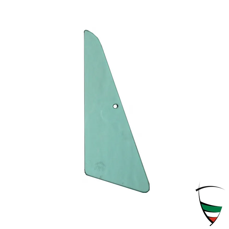 vetro triangolare verde GT
