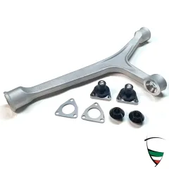 triangolo superiore in alluminio con boccole e gommine, 3,8 kg più leggero