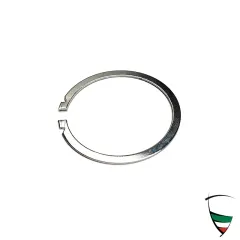 anello di ritegno per lo stemma