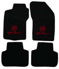 Fußmatten 147 schwarz/rotes Emblem Tuftvelour gekettelt, Rückenbeschichtung: Latex-Feinprägung mit Original Befestigung