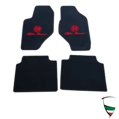 Fußmatten 164-Sondermodell schwarz/ rotes Emblem Tuftvelour,gekettelt Rückenbeschichtung:Latex-Feinprägung
