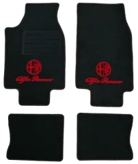 Fußmatten 75 schwarz/rotes Emblem Tuftvelour,gekettelt,Rückenbeschich tung: Latex-Feinprägung
